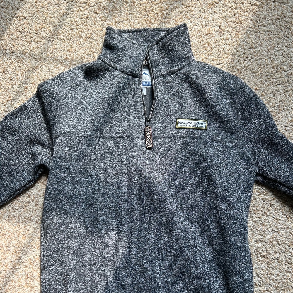 UWM Quarter zip
